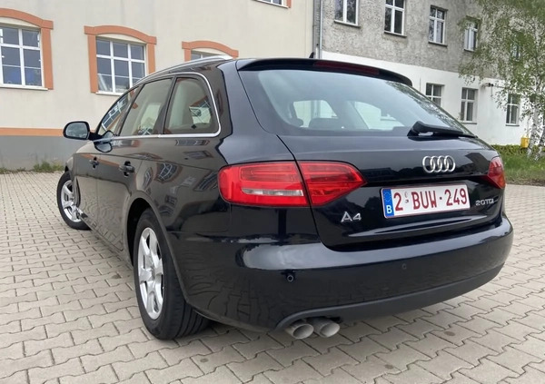 Audi A4 cena 34900 przebieg: 200000, rok produkcji 2008 z Sulejów małe 781